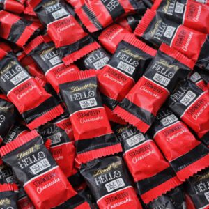 1KG Lindt Minis Strawberry Cheesecake